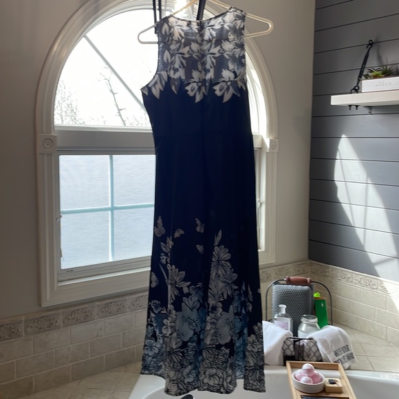 Never worn. NWT. Silky smooth material, beautiful design Simple yet classy. - Picture 3 of 5